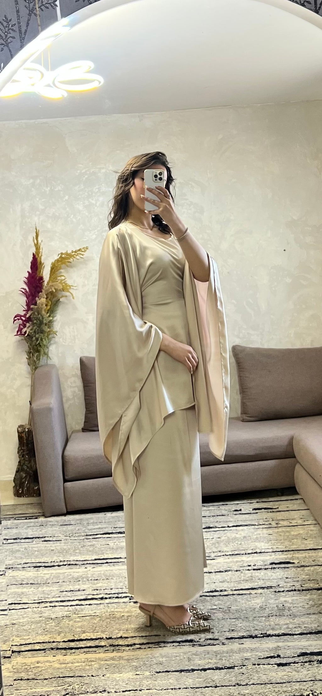 Ensemble beige satinée top butterfly+jupe